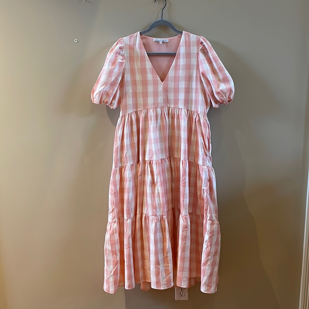 Pink Buffalo check English Factory maxi dress!! Cute puff sleeves & pockets!!!